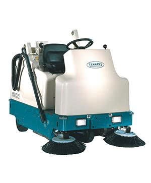 Xe quét rác ngồi lái Tennant 6200 hinh anh 1